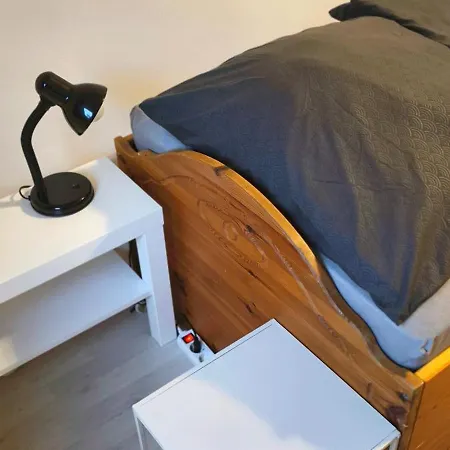 Mk-zimmervermietung Einfeld * Neumuenster